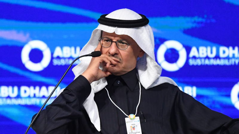 由于對OPEC+可能發(fā)動(dòng)價(jià)格戰(zhàn)的擔(dān)憂揮之不去，油價(jià)延續(xù)跌勢